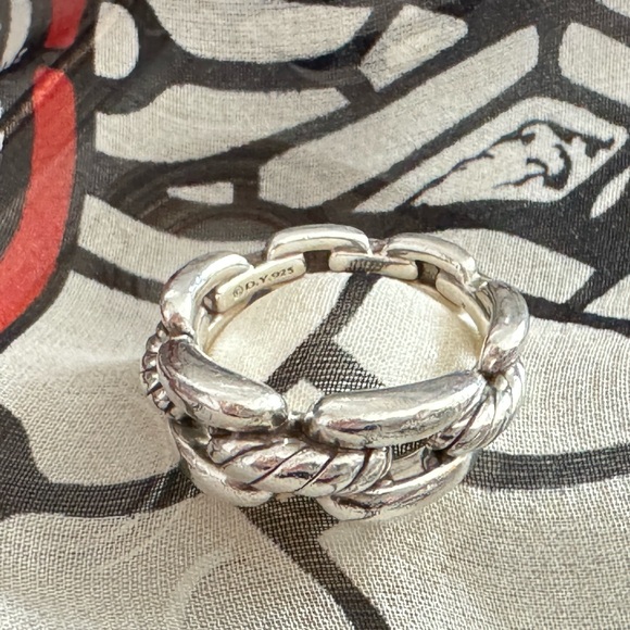 David Yurman .925 Wellesley Link Ring  
Size 6 - Picture 4 of 10